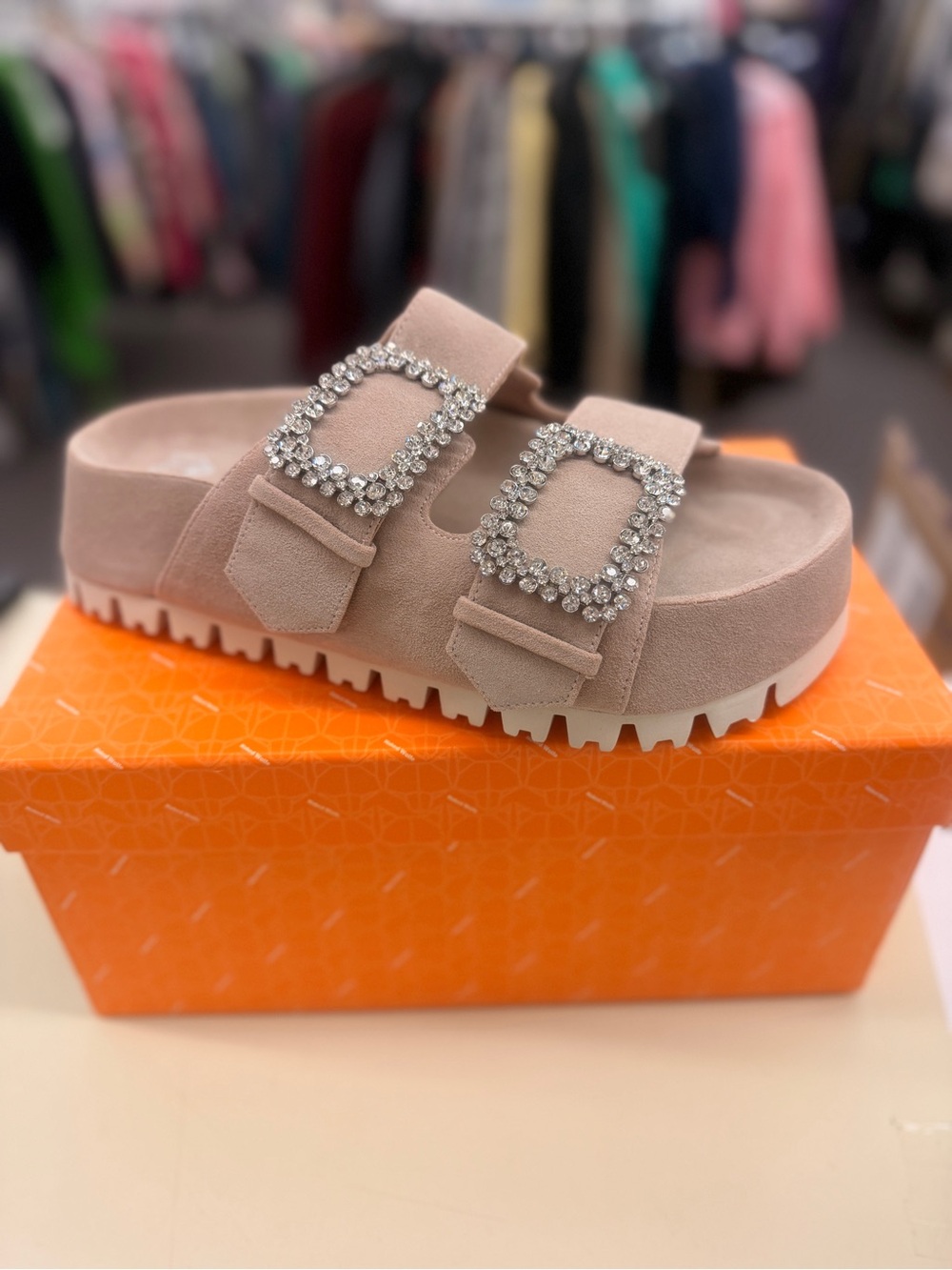 🛍️Naked Wolfe ladies 10 Pink Victoria Cow Suede Sandals